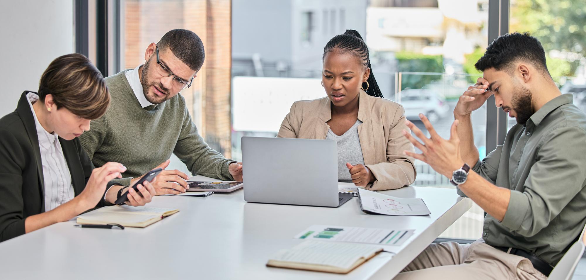 Long-term vision planning assistance establishing actionable objectives for organizations